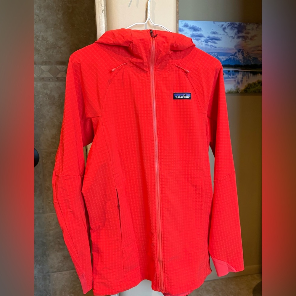 Patagonia Women's Jacket - Picture 2 of 11